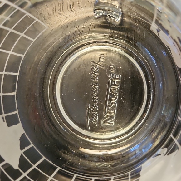 Nescafe set of 4 vintage around the world vintage coffee mugs. - Picture 6 of 6